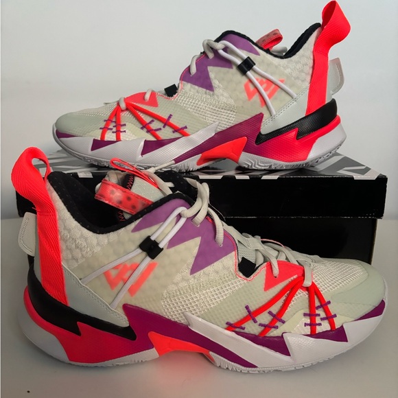 Jordan basket ball shoes - Picture 1 of 1